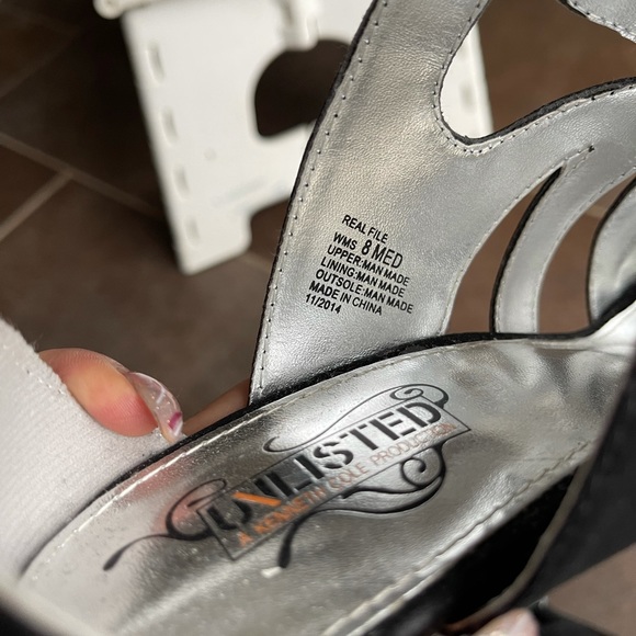 Heels, size 8 , black suede, wear once inside only. - Picture 2 of 7